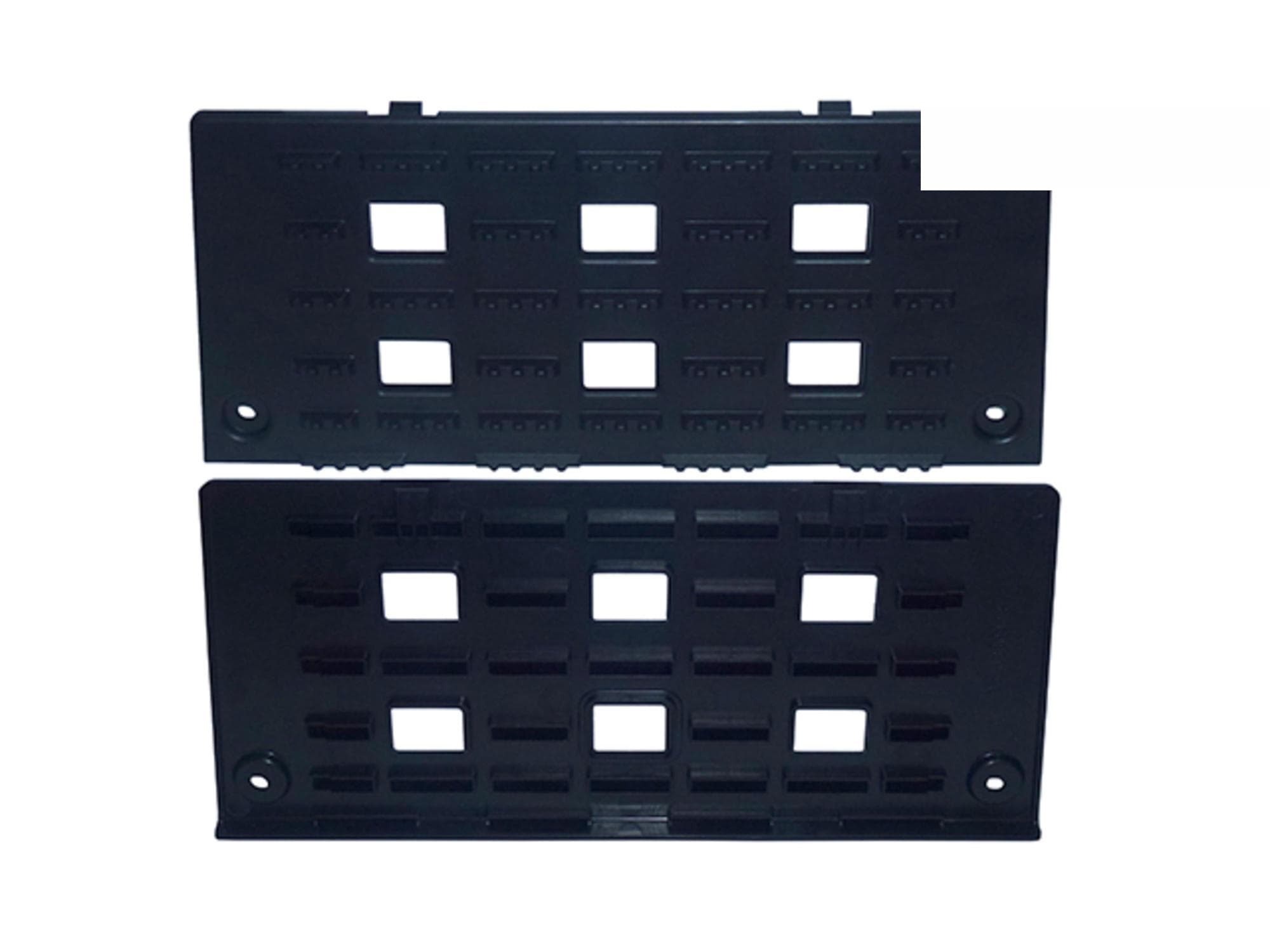TAPETE PISANTE ESTRIBO SUPERIOR CAMINHAO MB AXOR 2013... - 9586660928