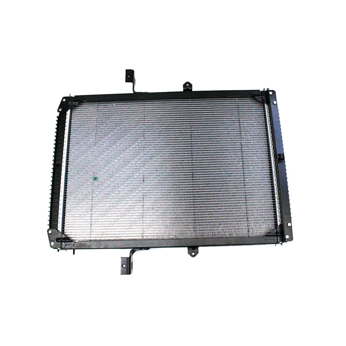 RADIADOR DAGUA FORD CARGO MOTOR CUMMINS SERIE ISBE 6.7 6CIL (608X828X40MM) (FIXACAO DA SAIA/DEFLETOR PELAS PARTES INFERIOR/SUPERIOR) - CR2620000P