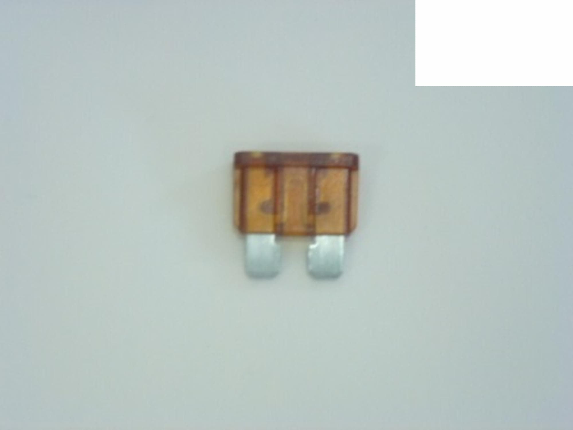 FUSIVEL LAMINA ENGATE 7.5 AMPERES MARROM MB - 6885457634