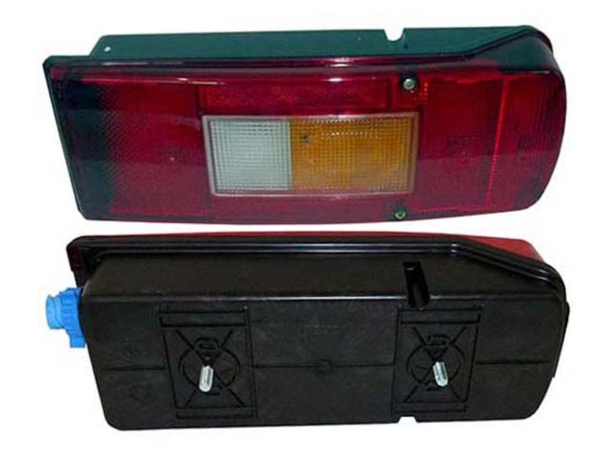 LANTERNA TRASEIRA DIREITA VOLVO VM23 FH FM NH12 2004 EM DIANTE SEM VIGIA COM CONECTOR - 20507624