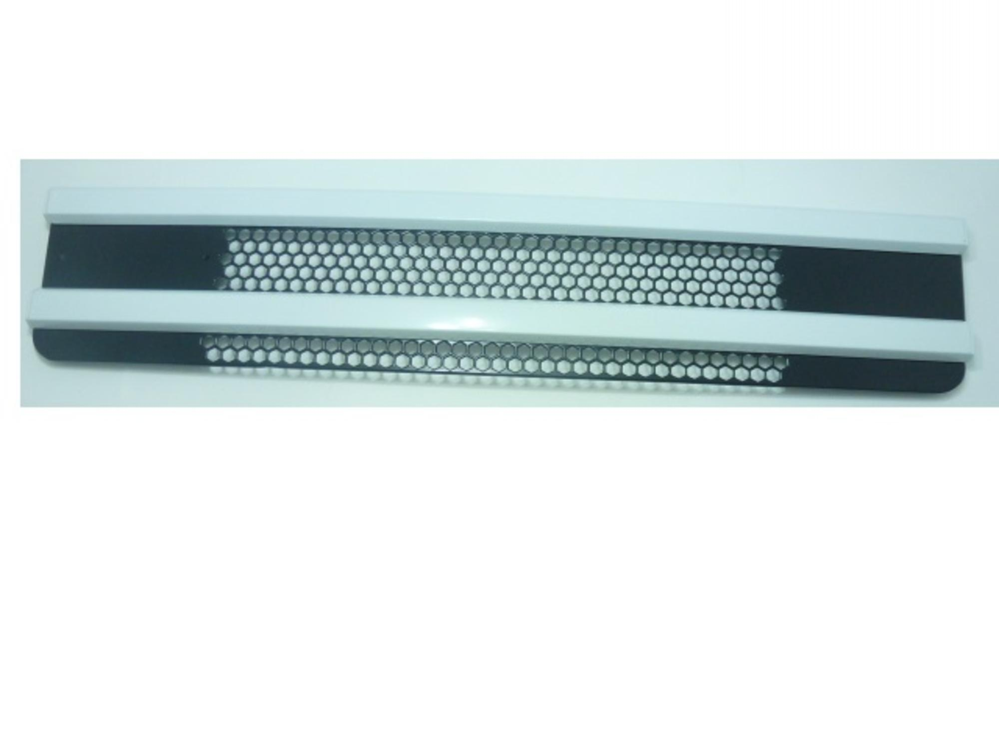 GRADE FRONTAL INFERIOR - 1366384