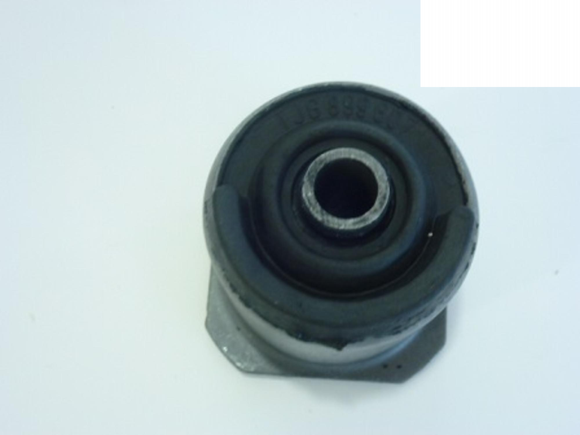 COXIM DIANTEIRO CABINE(FIXA)BORRACHA/FER - TJG899607