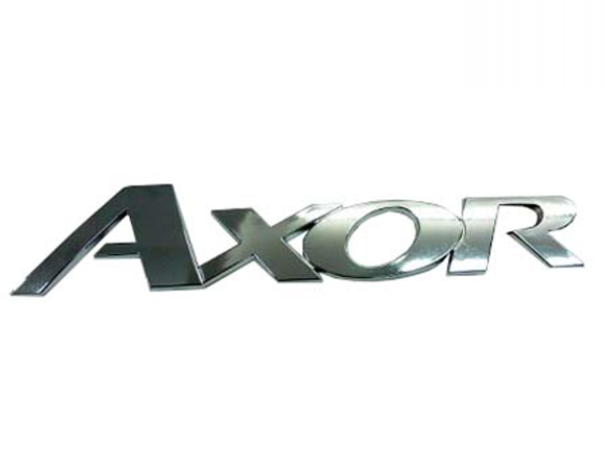 EMBLEMA CROMADO AXOR ADESIVO - 9408170116