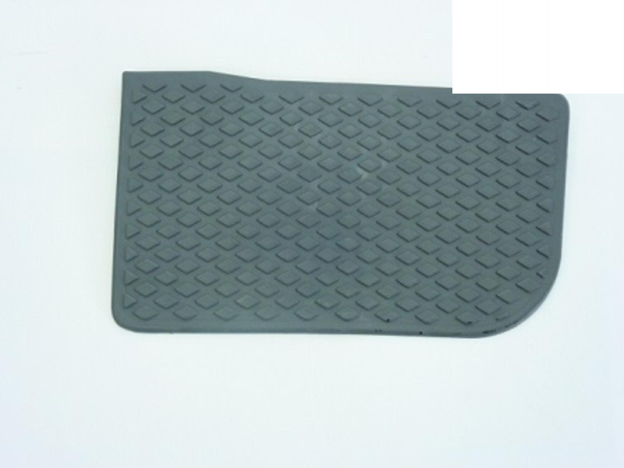 TAPETE ESTRIBO ESQ.CINZA ESCURO - T00863735033