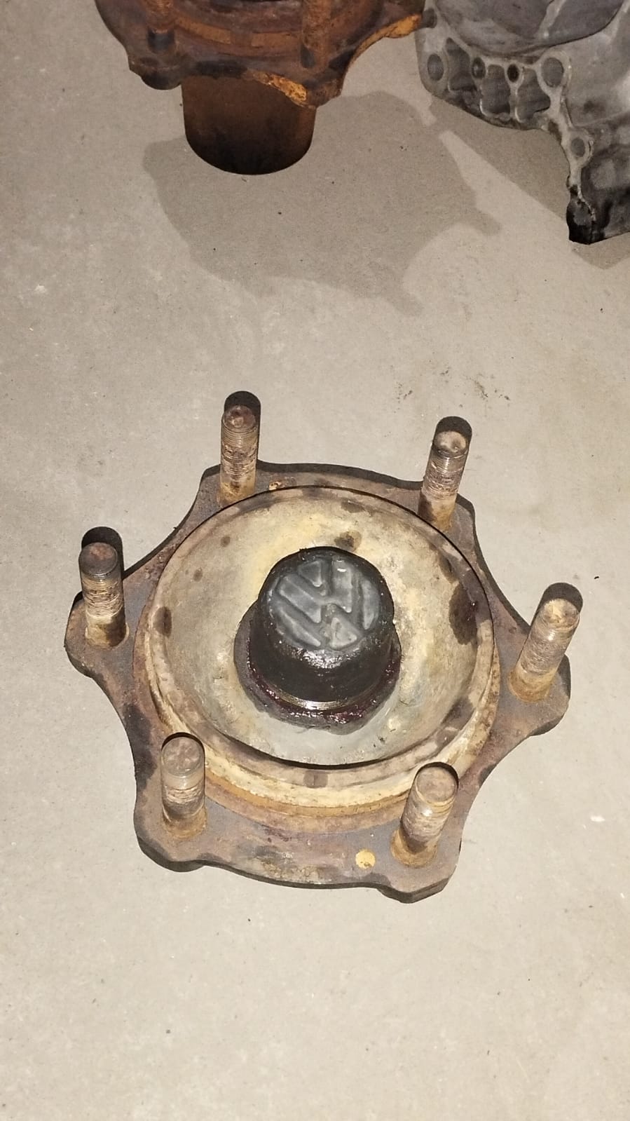 CUBO RODA DIANTEIRO - 301010066R